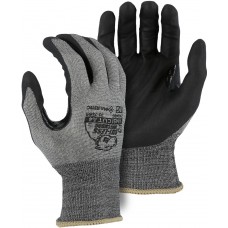 Foam Nitrile Palm Dipped Cut Resistant Glove